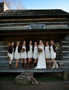beautiful bridemaids (and bouquets!)